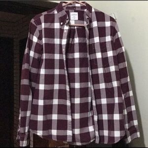 Gap modern oxford men’s button down shirt